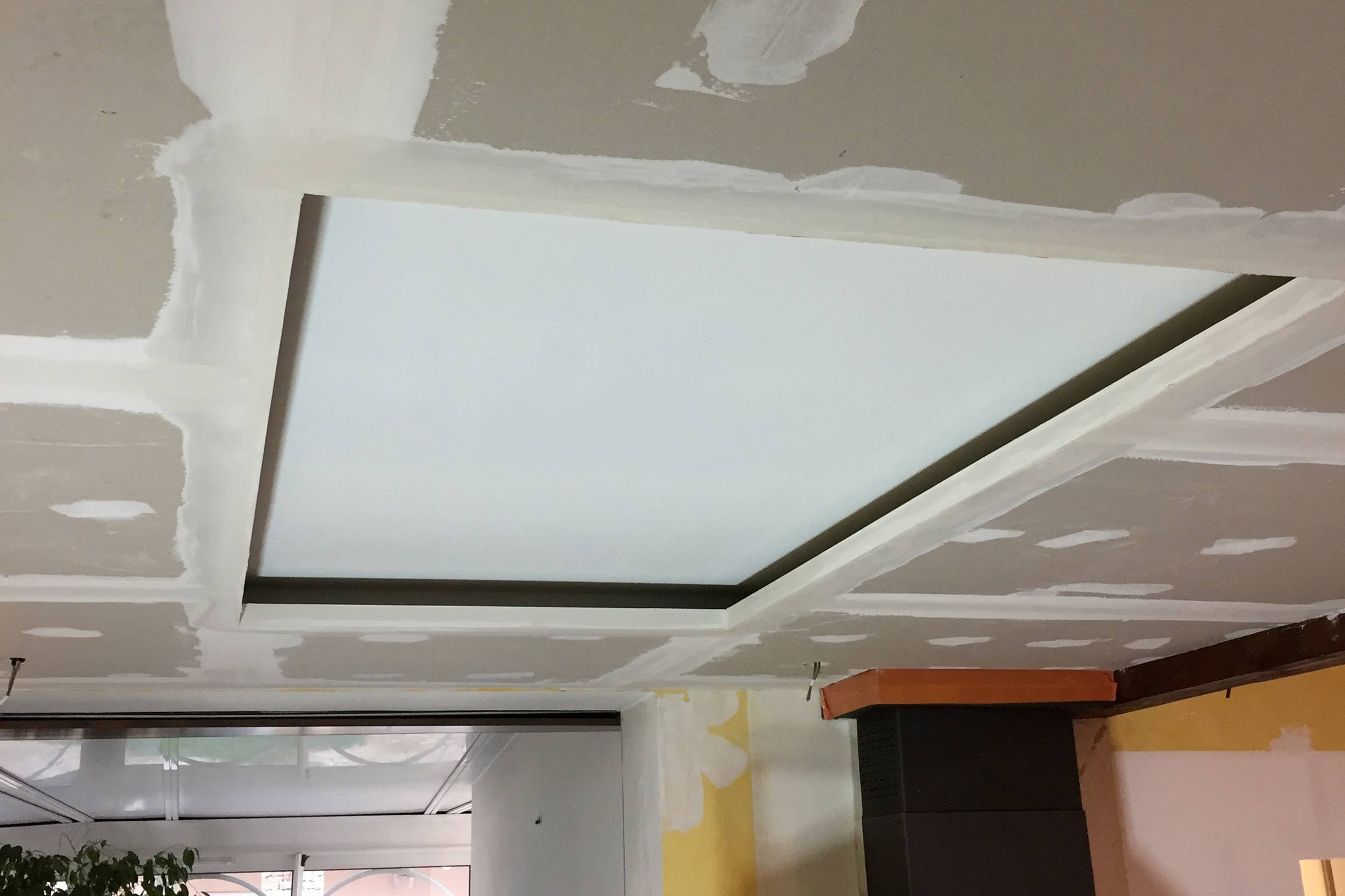 Création d'un plafond lumineux